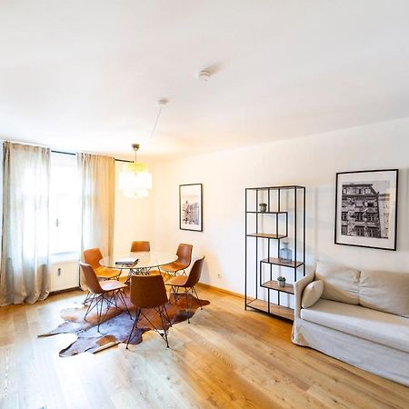 Apartments Am Glockenspielplatz Грац Экстерьер фото